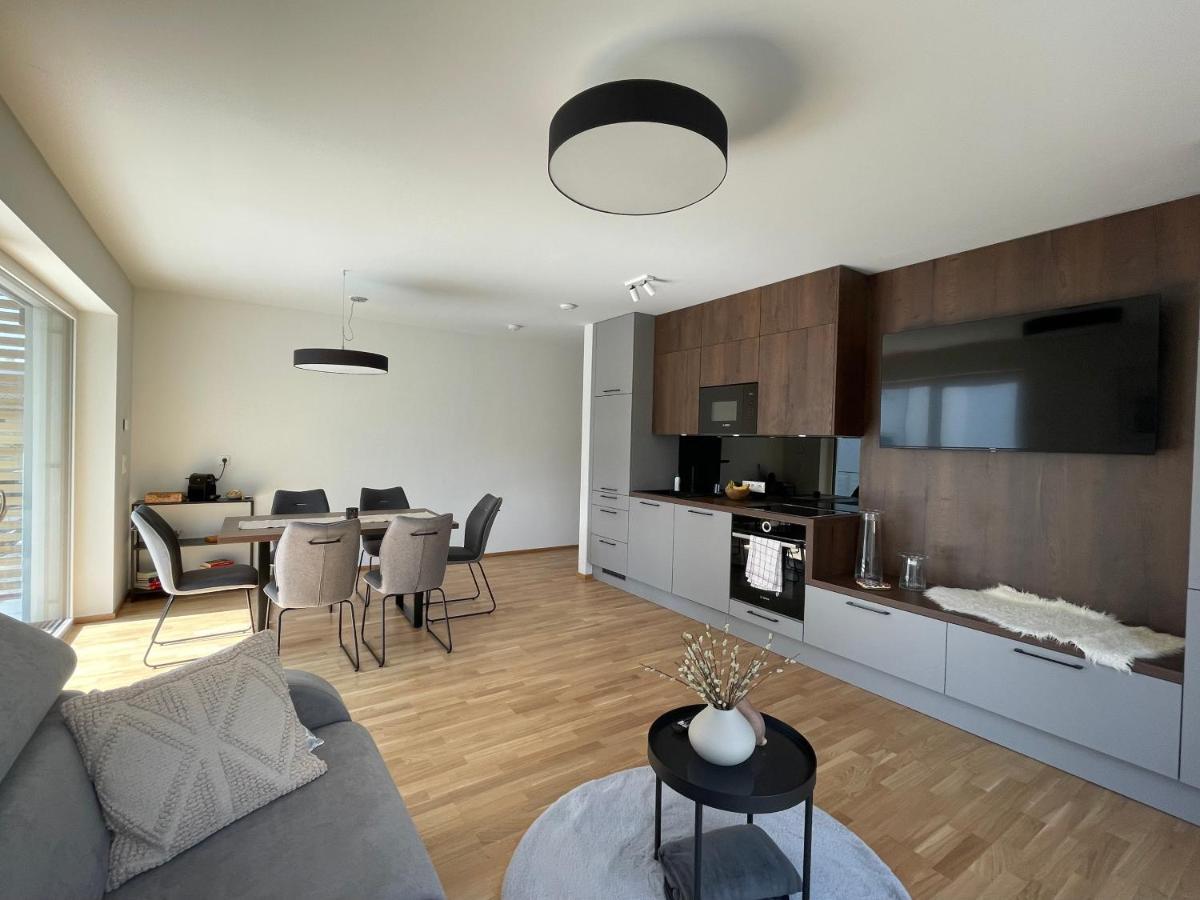 Luxury - Apartment Mit Balkon In Seenaehe Gmunden Luaran gambar